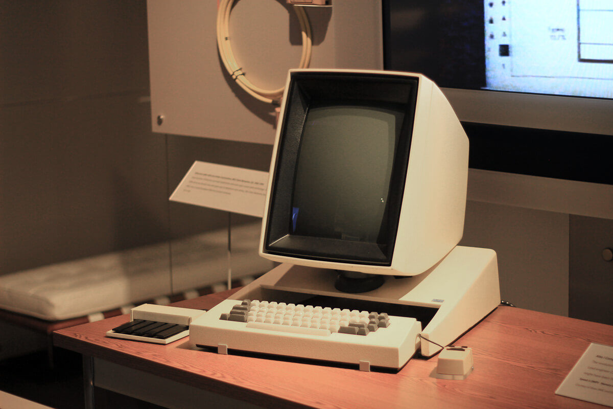 Xerox Alto – Computer History Museum